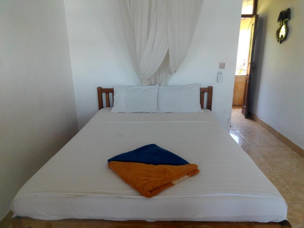 Sunrise Cafe Bungalows Amed Esterno foto